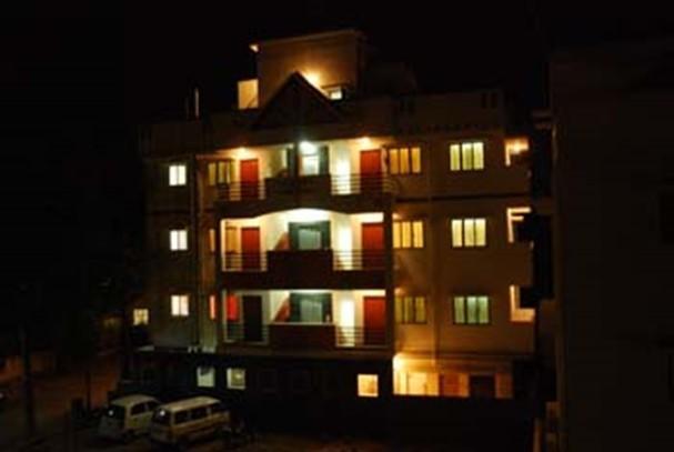 The Tavern Bed & Breakfast Bangalore Exterior foto